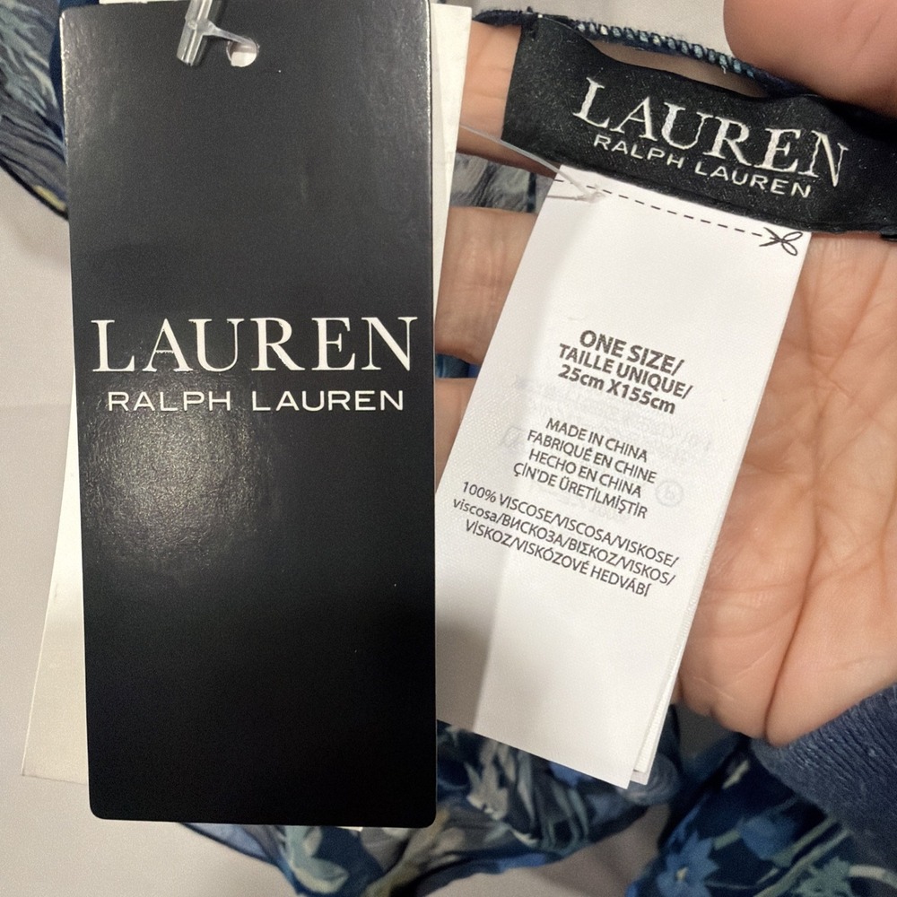 Lauren Ralph‎ Lauren Blue Floral NWT Scrunch Spiral Scarf One Size Fits Woman - Picture 2 of 2